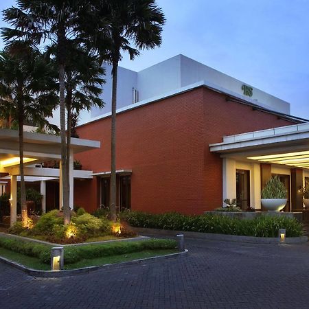 Hotel Santika Premiere Malang Esterno foto