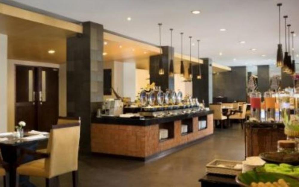 Hotel Santika Premiere Malang Esterno foto
