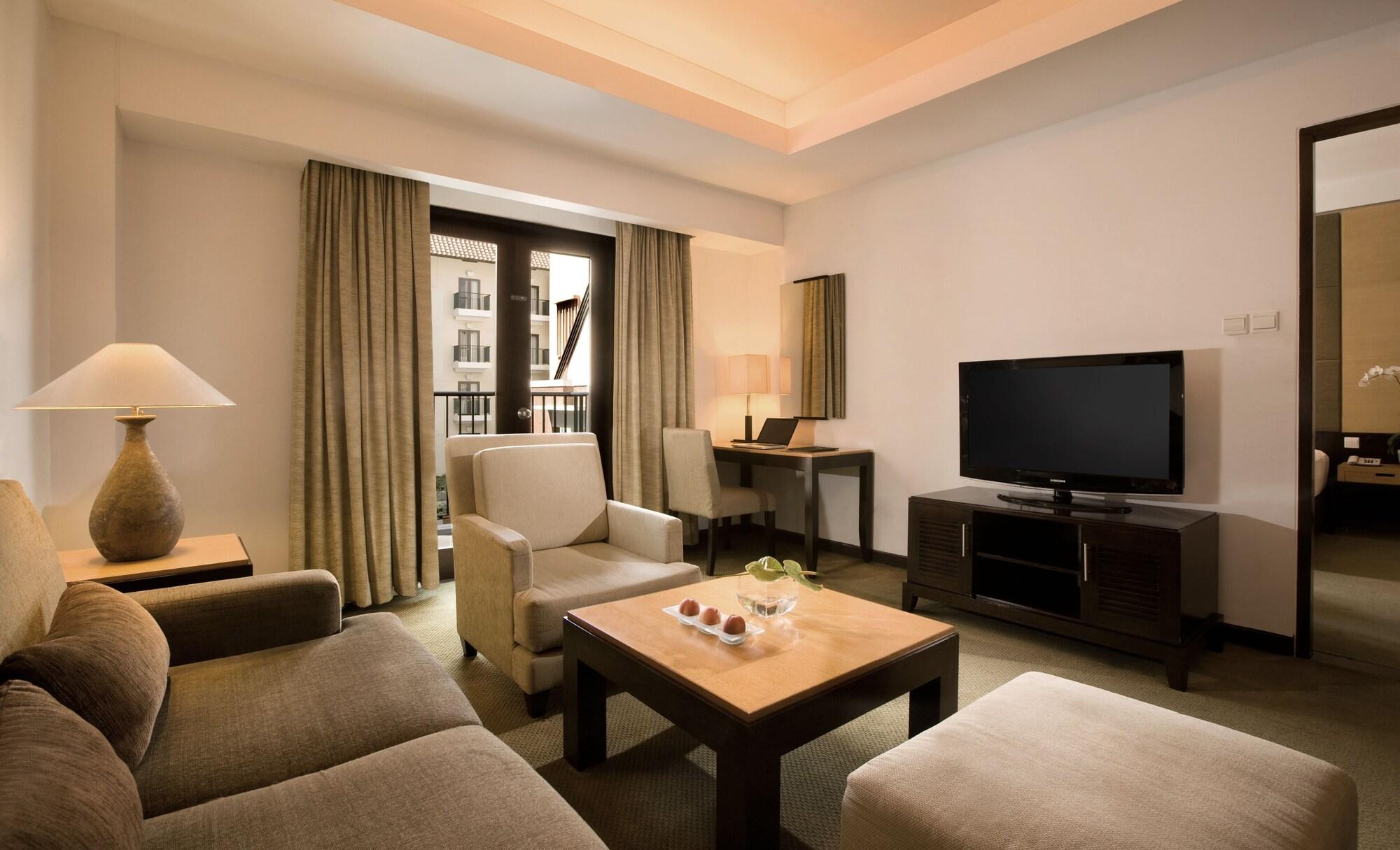 Hotel Santika Premiere Malang Esterno foto